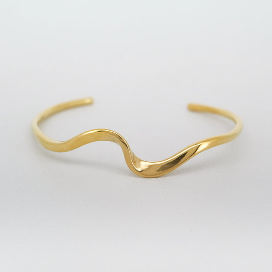 ウェーブ バングル（Gold）
